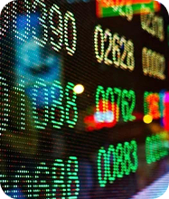 Trading simulator featuring live market data