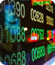 Trading simulator featuring live market data